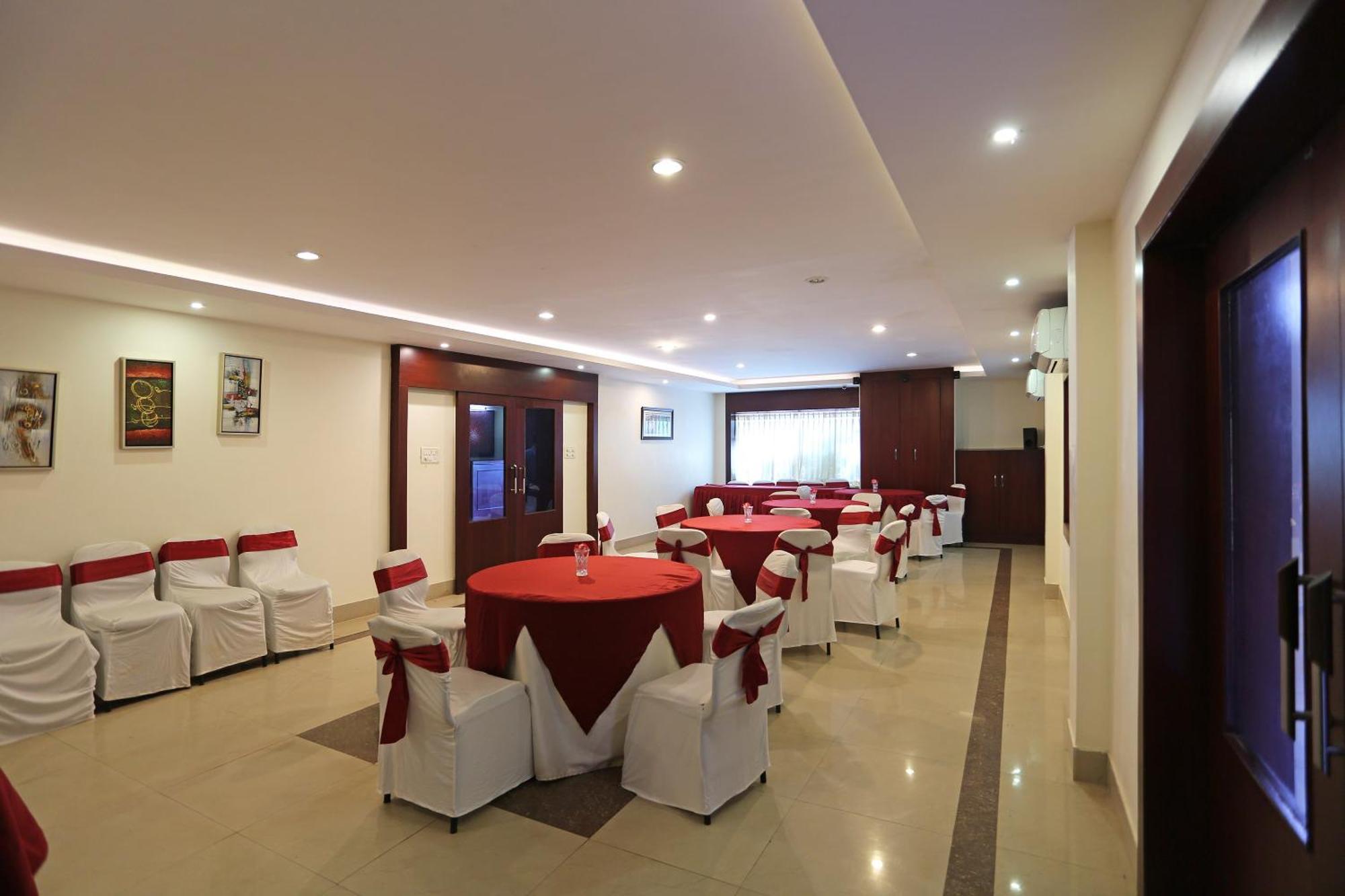 Oyo Stellar Resort بوهفانيشفار المظهر الخارجي الصورة